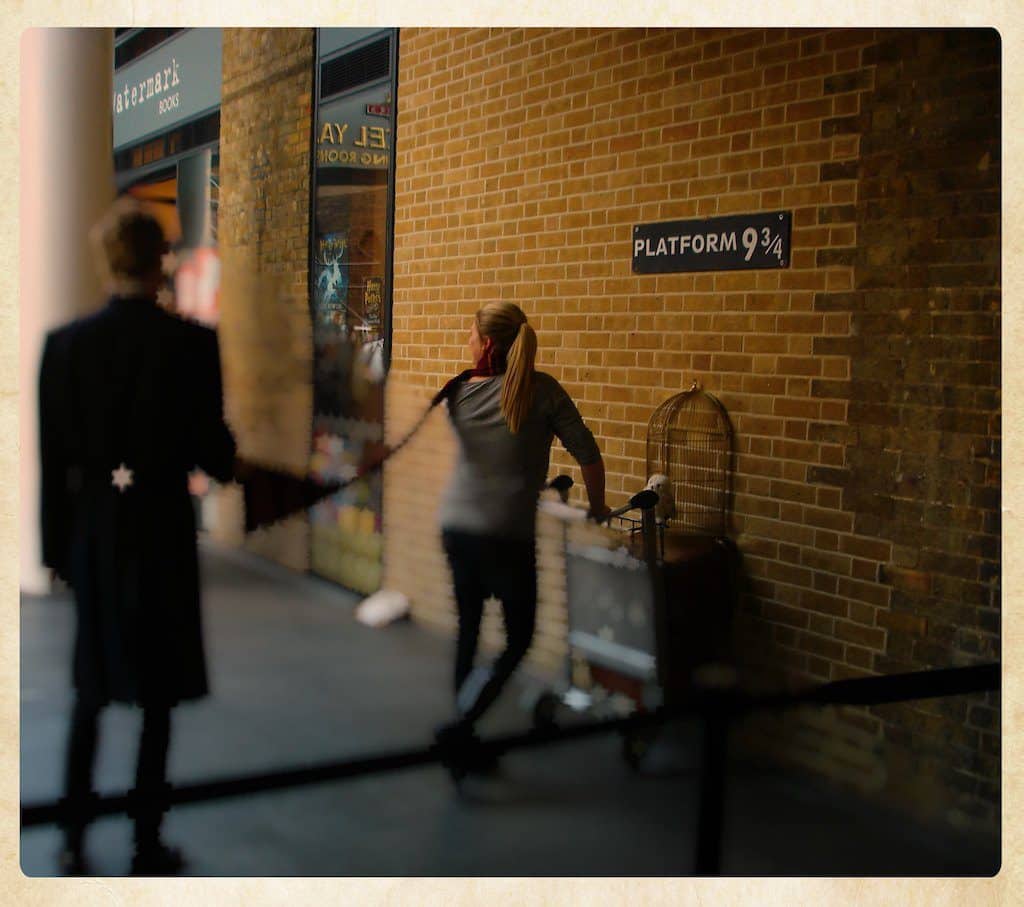 harry potter - platform at kings cross