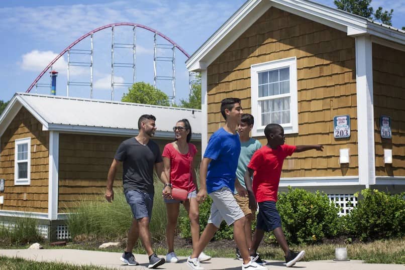 Kansas, cabins, glamping