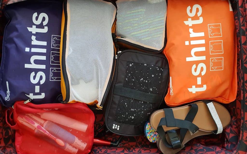 Top 5 Things To Pack In Your Carry On: packing