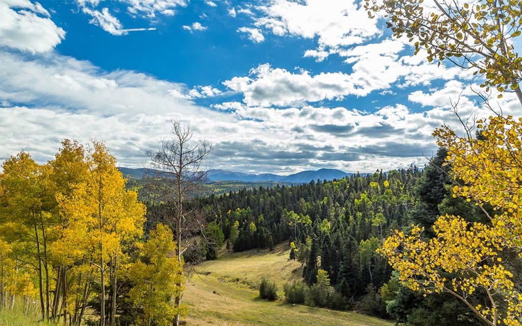 enchanted circle - new mexico