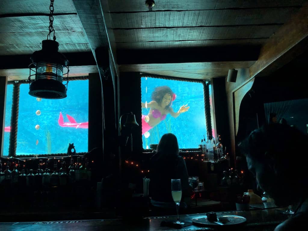 Wreck Bar's mermaid show at B Ocean Resort