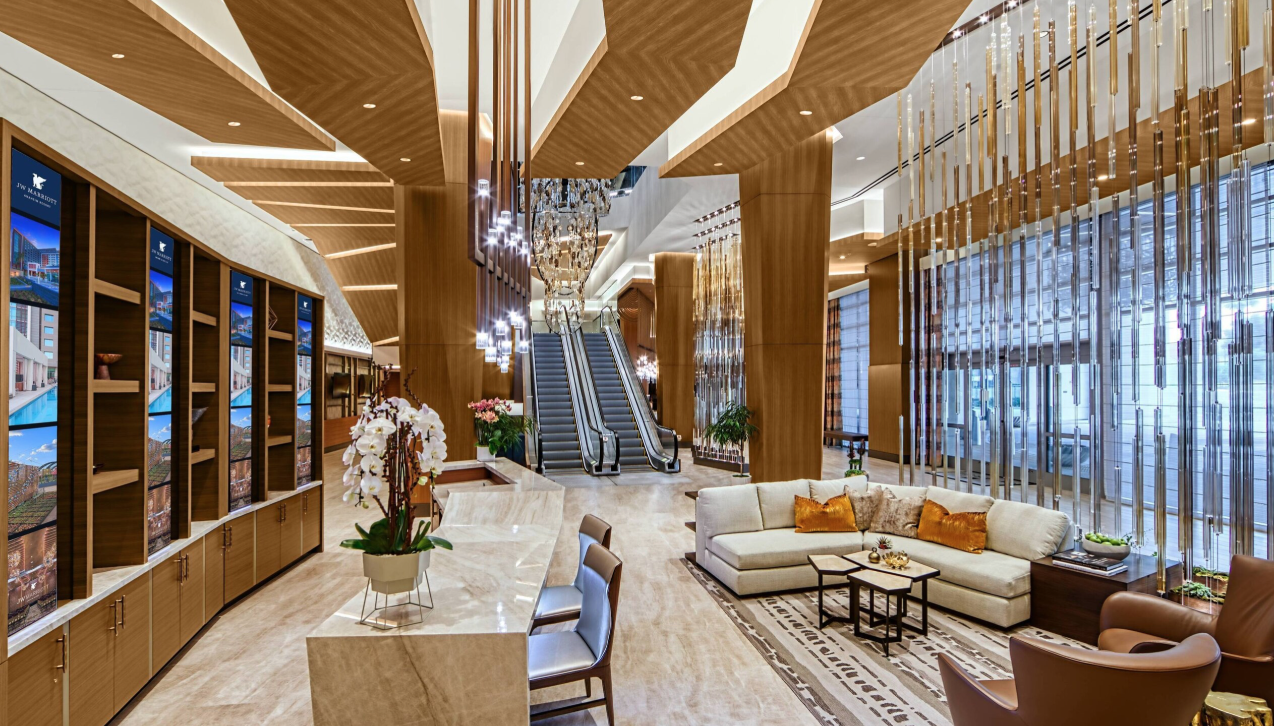 JW Marriott, Anaheim Resort