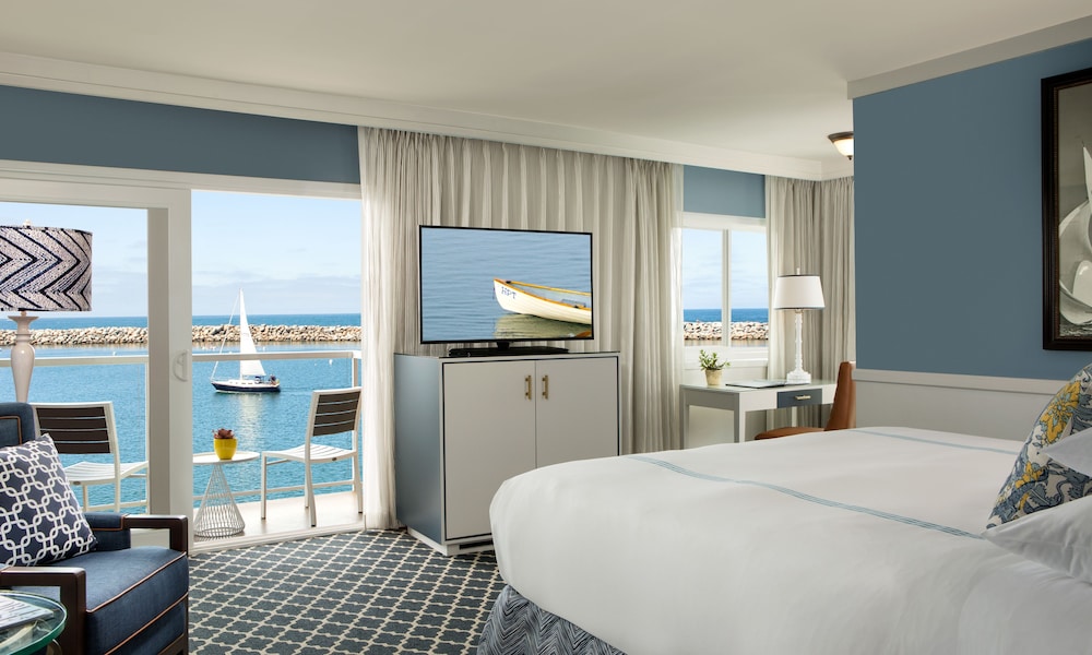 Portofino Hotel & Marina