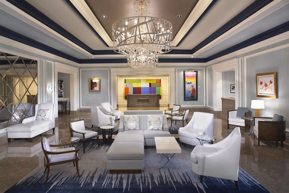 The Henry, Autograph Collection 