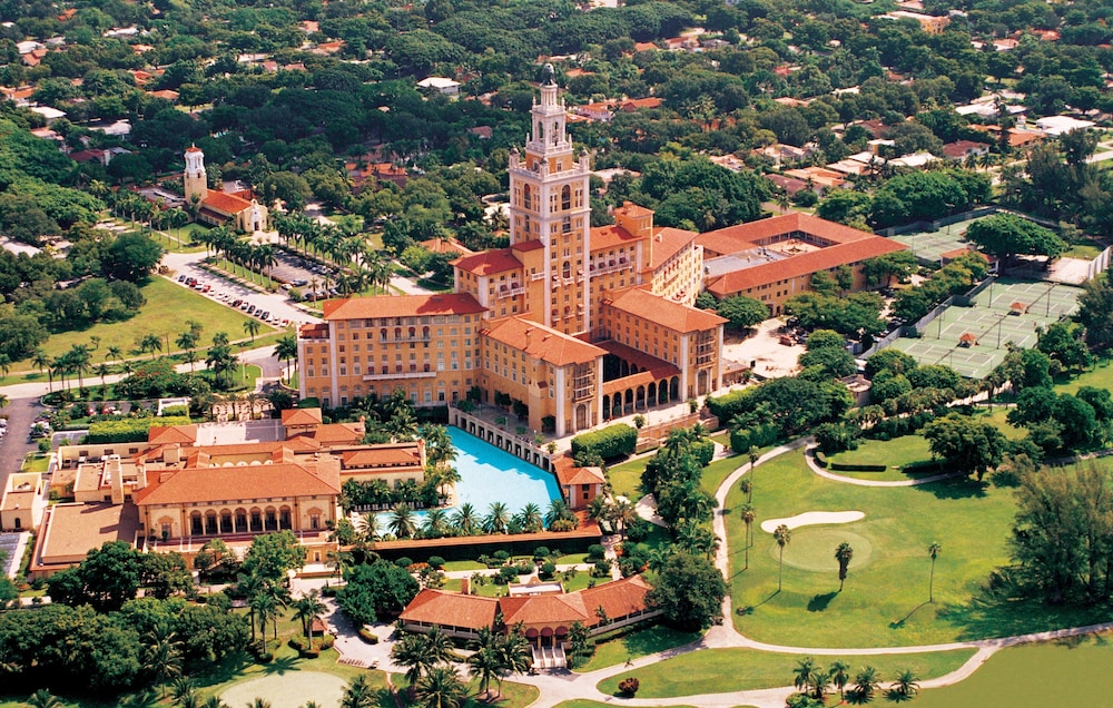 Stay in these actually-cool suburbs on your next city escape