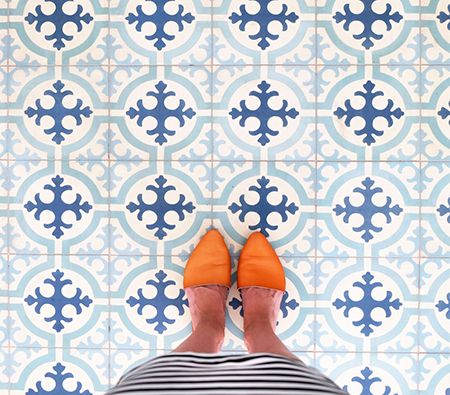 Best Foot Forward: Travelocity Uncovers What Shoes Say about Travelers’ Vacation Plans